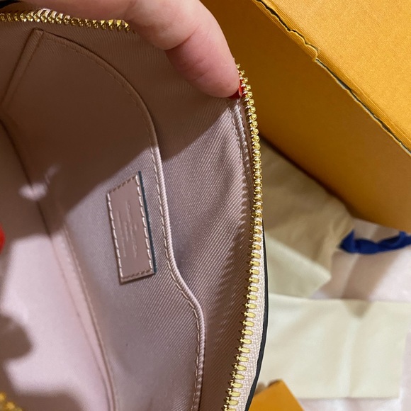 ❗️SOLD❗️ALMA BB MINI! NEW CONDITION! - Picture 6 of 10